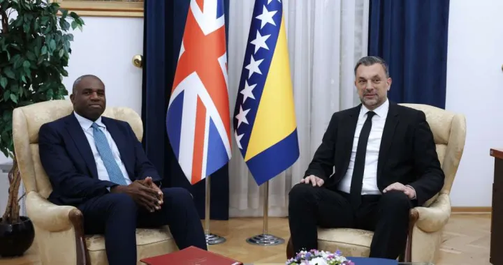 Ministar vanjskih poslova Velike Britanije David Lammy doputovao je u službenu posjetu Bosni i Hercegovini/Almir Razić