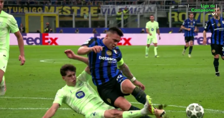 Duel Lautara Martineza i Paua Cubarsija