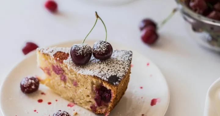 Brzi kolač s višnjama/Pervane Mustafa27