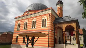 Šarena džamija u Tuzli//