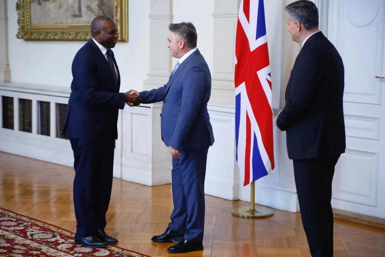 David Lemmy se u Predsjedništvu BiH sastao sa Željkom Komšićem i Denisom Bećirovićem/Damir Deljo