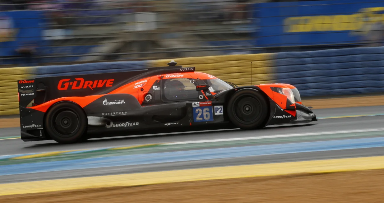 epa09423651 G-Drive Racing car (starting no.26) an Aurus 01 Gibson with by Roman Rusinov of Russia, Franco Colapinto of Argentina and Nyck De Vries of the Netherlands in action during the Le Mans 24 Hours race in Le Mans, France, 21 August 2021. The race is scheduled to finish at 4.00 pm local time on 22 August. EPA/YOAN VALAT