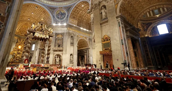 Sveta misa u Vatikanu uoči konklave na kojoj će kardinali izabrati novog papu/Riccardo De Luca