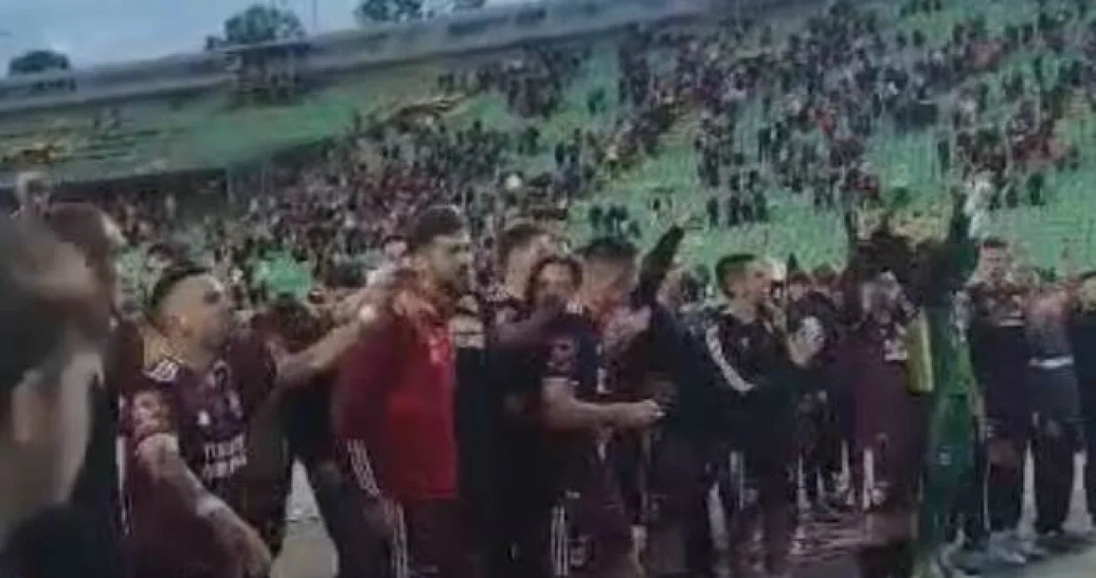 Igrači Sarajeva slave pobjedu (FOTO: Screenshot)