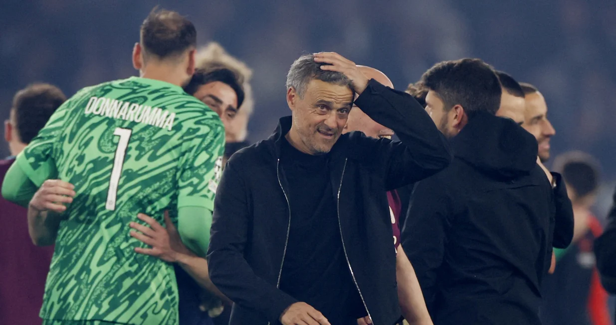 Soccer Football - Champions League - Semi Final - Second Leg - Paris St Germain v Arsenal - Parc des Princes, Paris, France - May 7, 2025 Paris St Germain coach Luis Enrique celebrates after the match Action Images via Reuters/Peter Cziborra