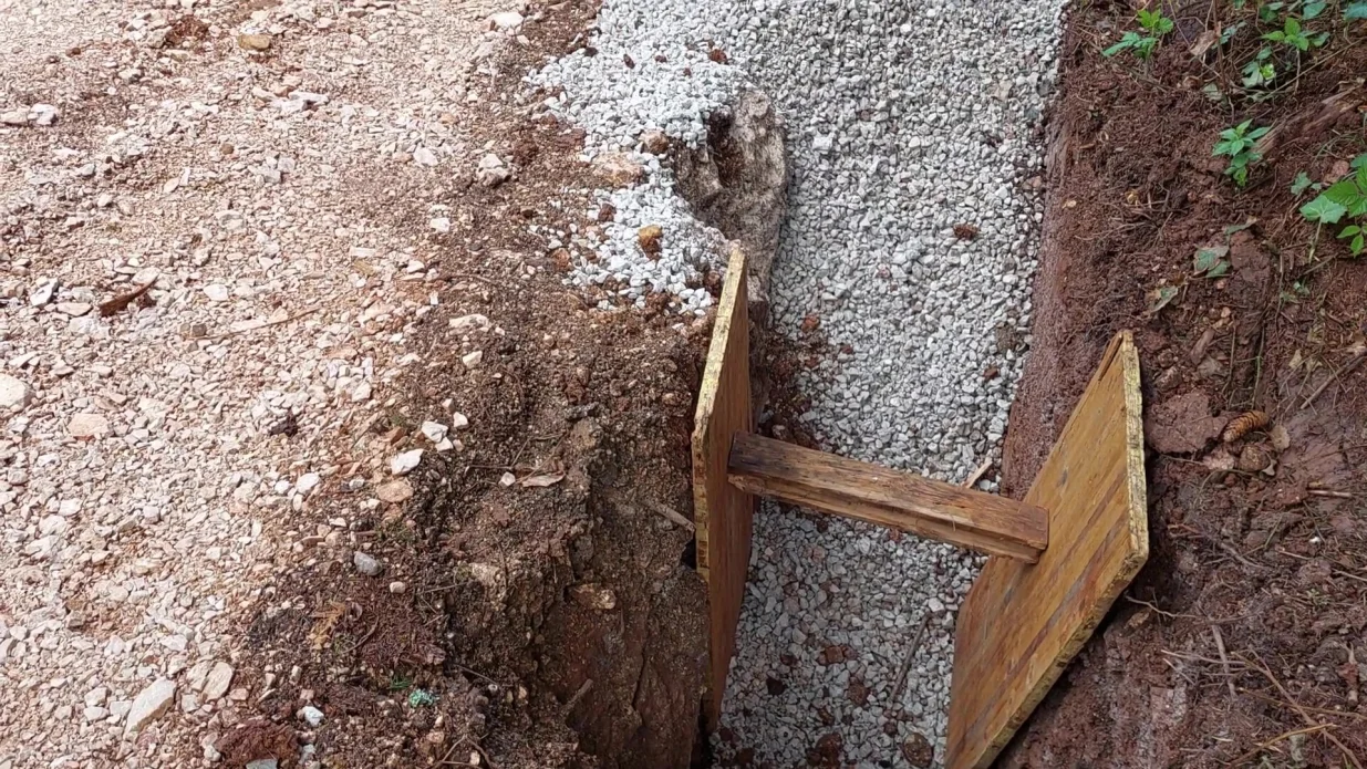 Pojavile se nove rupe/