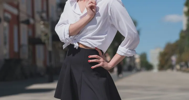 Savršene čizme uz mini suknju/Unsplash