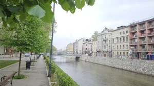 vrijeme oblačno proljeće/Lejla Sofradžija/