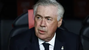 Soccer Football - Copa del Rey - Final - FC Barcelona v Real Madrid - Estadio de La Cartuja, Seville, Spain - April 26, 2025 Real Madrid coach Carlo Ancelotti looks on before the match REUTERS/Borja Suarez