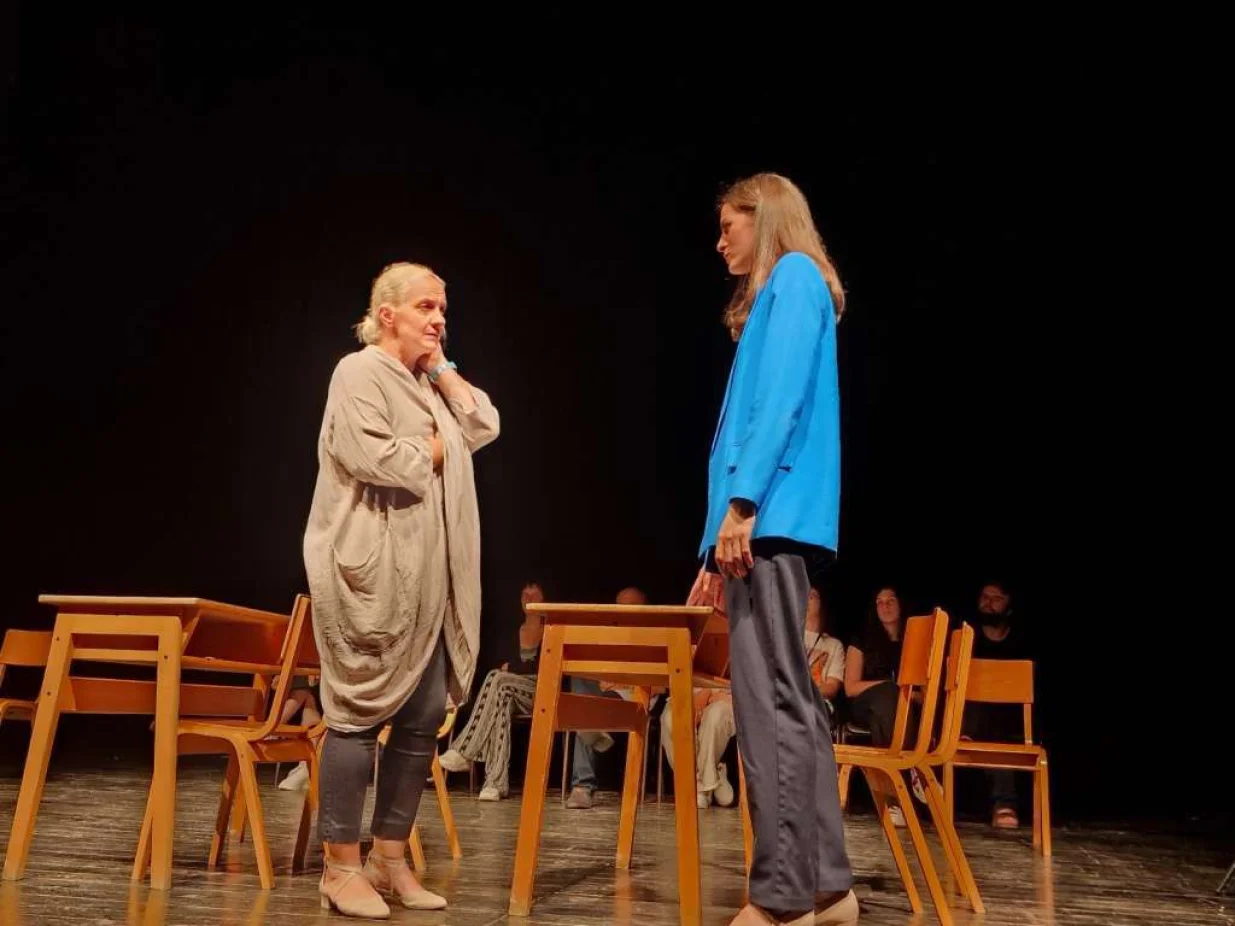 Iz predstave "Gideonov čvor"/