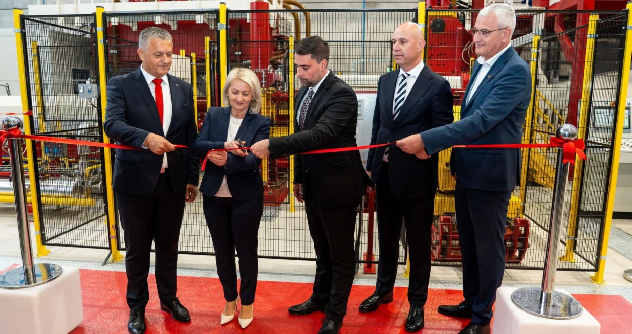 Svećano presijecanje vrpce/FEAL/