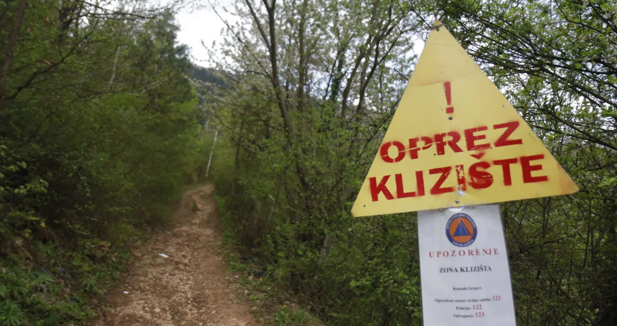 Curine njive klizište ilustracije/Senad Gubelić