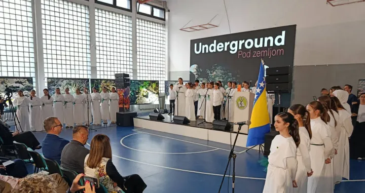 U Osnovnoj školi "Osman Nakaš" obilježena 30. godišnjica genocida u Srebrenici//