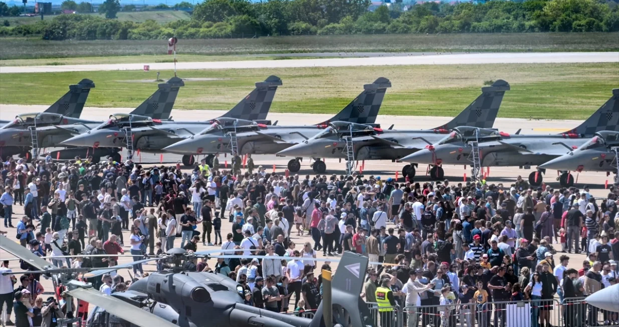 Predstavljeni avioni/Anadolija/