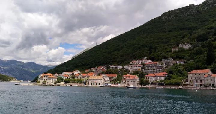 Primorsko mjesto Kamenari (Herceg Novi)/Matea Jerković