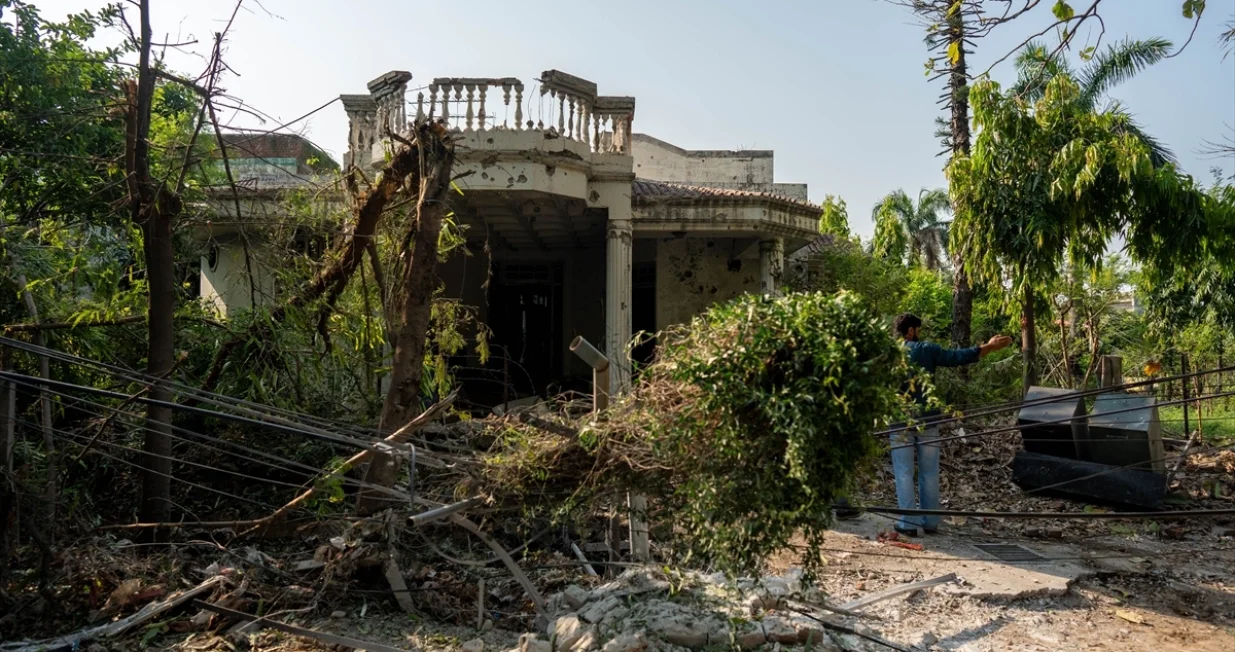 Pakistanski artiljerijski napadi uzrokovali štetu u naselju pod indijskom kontrolom u gradu Jammu/Amarjeet Kumar Singh