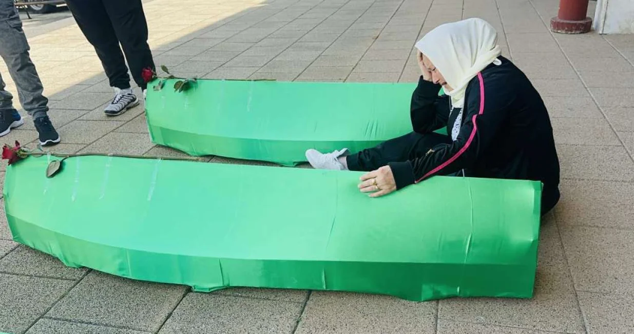 Ispraćaj tabuta iz Tuzle/Edin Skokić/Fena/Edin Skokić