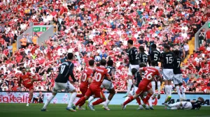 FOTO: REUTERS/Phil Noble