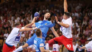 11.05.2025., Centar Zamet, Rijeka - Kvalifikacije za EHF EURO 2026. godine, skupina 5, 6. kolo, Hrvatska - Luksemburg. Adel Rastoder, Zvonimir Srna i Ben Weyer Photo: Goran Kovacic/PIXSELL