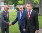 Radovan Višković ušao u kasarnu Kozara, dočekao go Aleksandar Goganović/Klix.ba