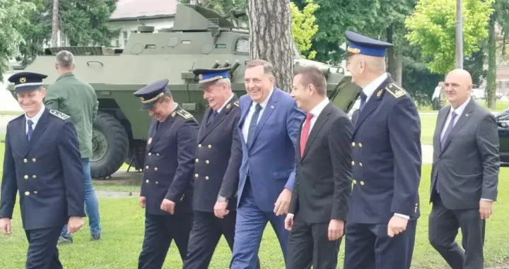Milorad Dodik u kasarni OS BiH, Treći pješadijski puk (RS), obilježavanje/Euronews.ba