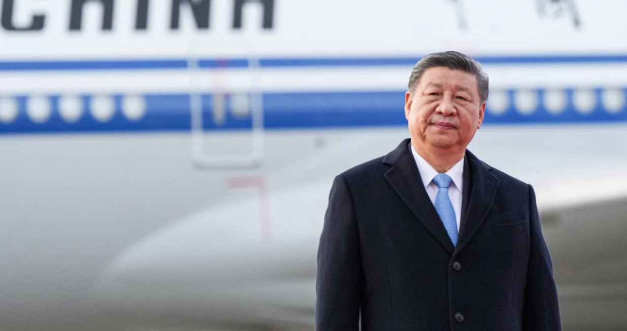 Chinese President Xi Jinping takes past in a welcoming ceremony upon his arrival at an airport in Moscow, Russia, May 7, 2025. Alexander Vilf/Host agency Ria Novosti/Handout via REUTERS ATTENTION EDITORS - THIS IMAGE WAS PROVIDED BY A THIRD PARTY./Alexander Vilf