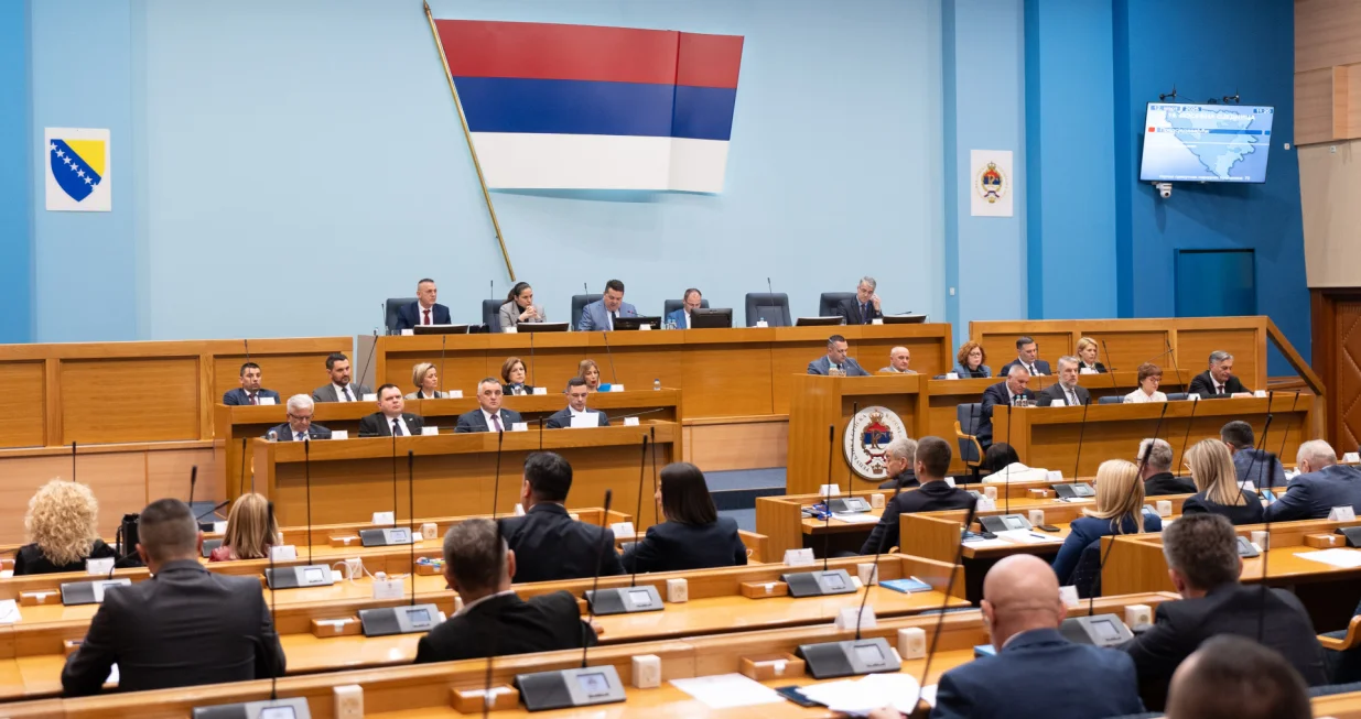 Posebna sjednica Narodne skupoštine RS-a nije tekla prema planu predstavnika vlasti/Dejan Rakita