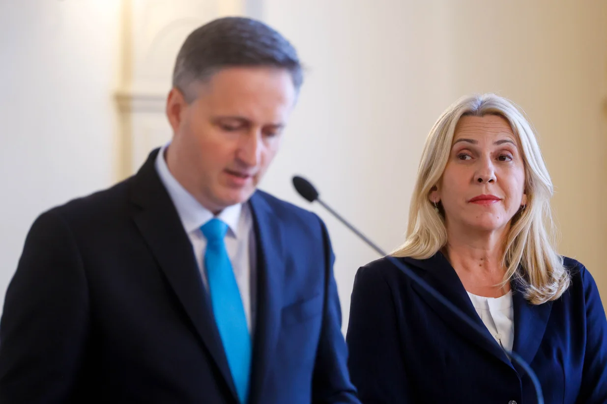 Željka Cvijanović, facijalne ekspresije tokom obraćanja Denisa Bećirovića, Denis Bećirović, Predsjedništvo BiH/Damir Deljo