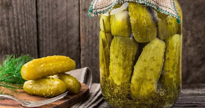 Voda od kiselih krastavaca/