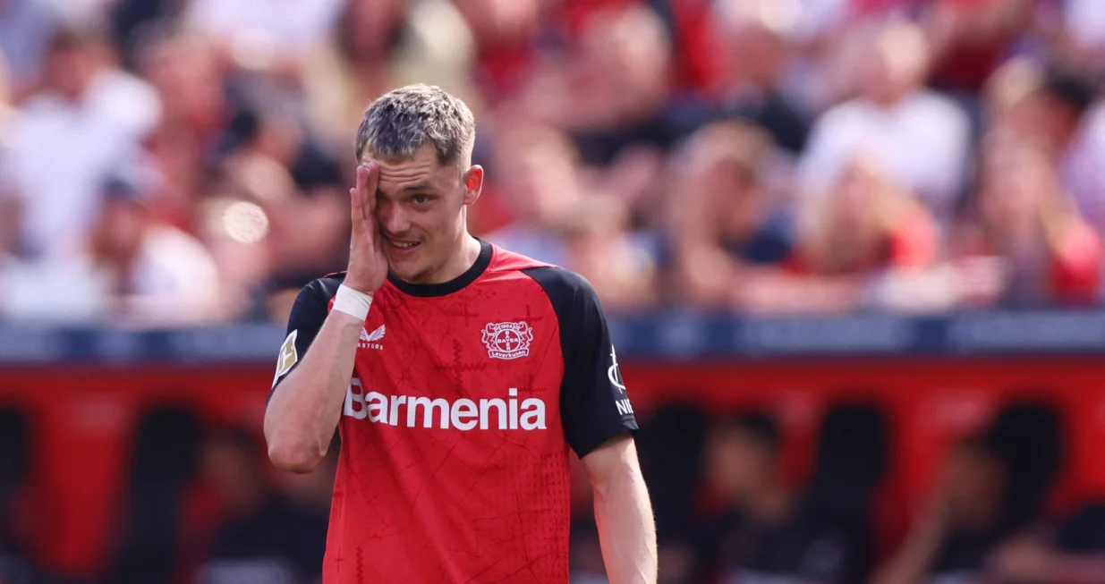 Soccer Football - Bundesliga - Bayer Leverkusen v Borussia Dortmund - BayArena, Leverkusen, Germany - May 11, 2025 Bayer Leverkusen's Florian Wirtz reacts REUTERS/Thilo Schmuelgen DFL REGULATIONS PROHIBIT ANY USE OF PHOTOGRAPHS AS IMAGE SEQUENCES AND/OR QUASI-VIDEO.