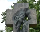 Spomenik "Za krst časni" je sol na ranu žrtvama/Andrej Bjeloš