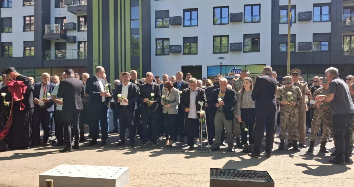 Delegacija iz RS-a, Tuzlanska kolona, obilježavanje u Tuzli/Rtrs