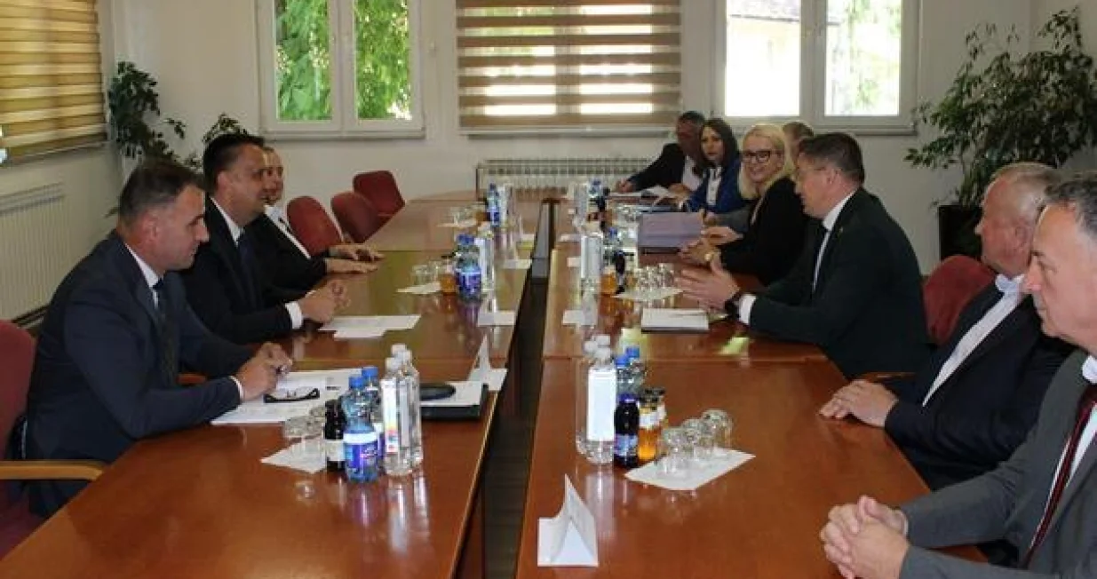 Ministar Vedran Lakić u Banovićima/