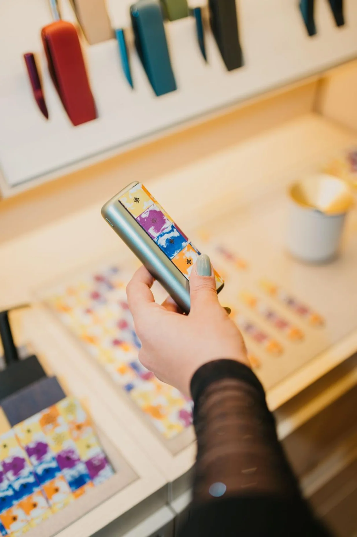 Predstavljen povod saradnje IQOS-a i Marka Fehera u Sarajevu: Curious X kao prostor gdje znatiželja postaje umjetnost//