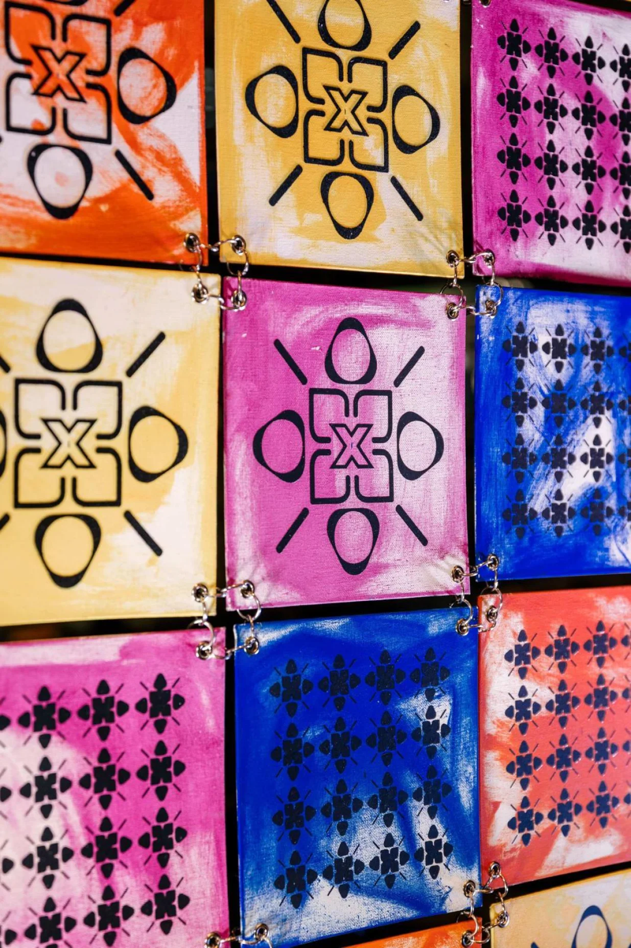 Predstavljen povod saradnje IQOS-a i Marka Fehera u Sarajevu: Curious X kao prostor gdje znatiželja postaje umjetnost//