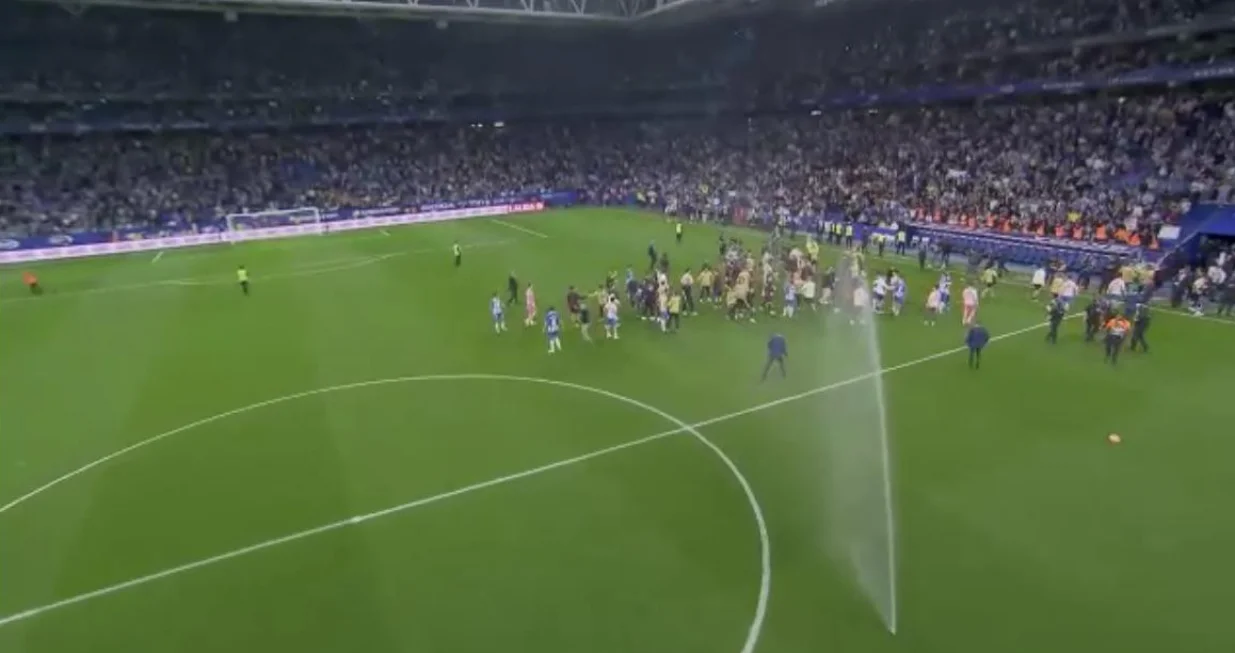 Pokušali su prekinuti slavlje 