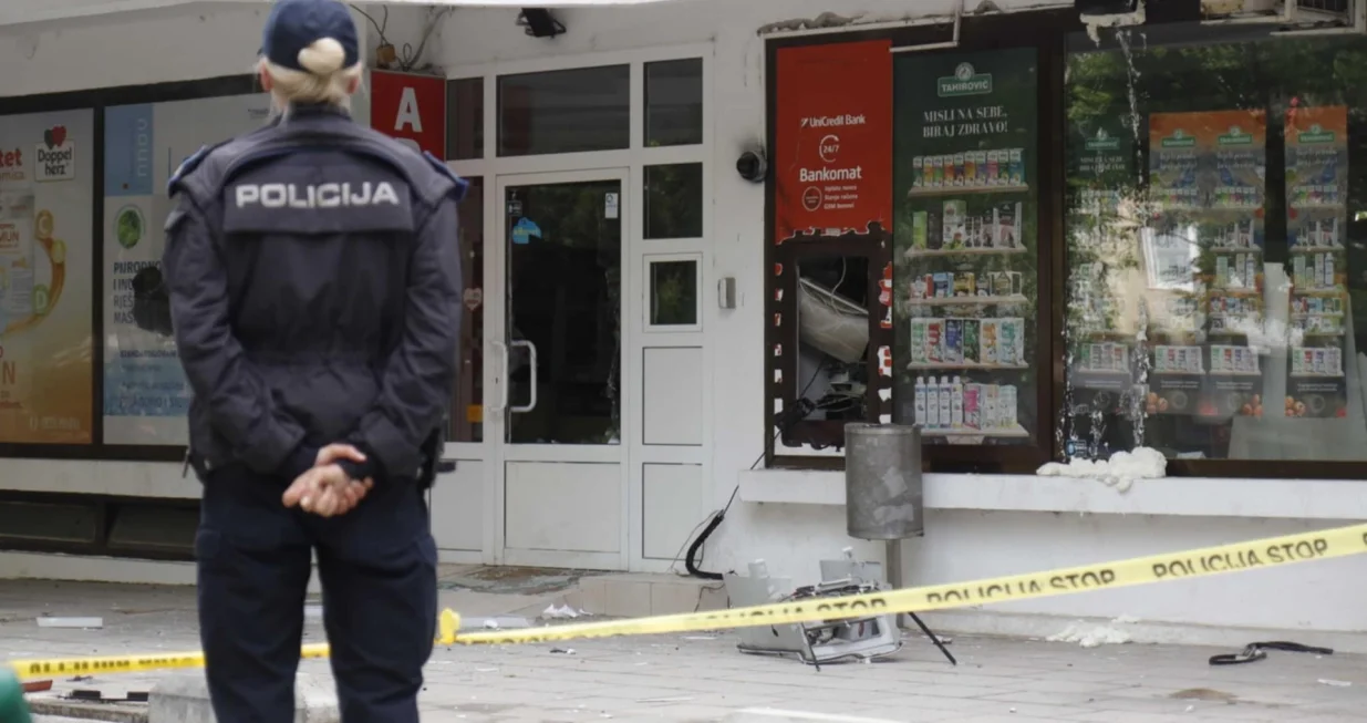 U toku uviđaj/Senad Gubelić/Oslobođenje/