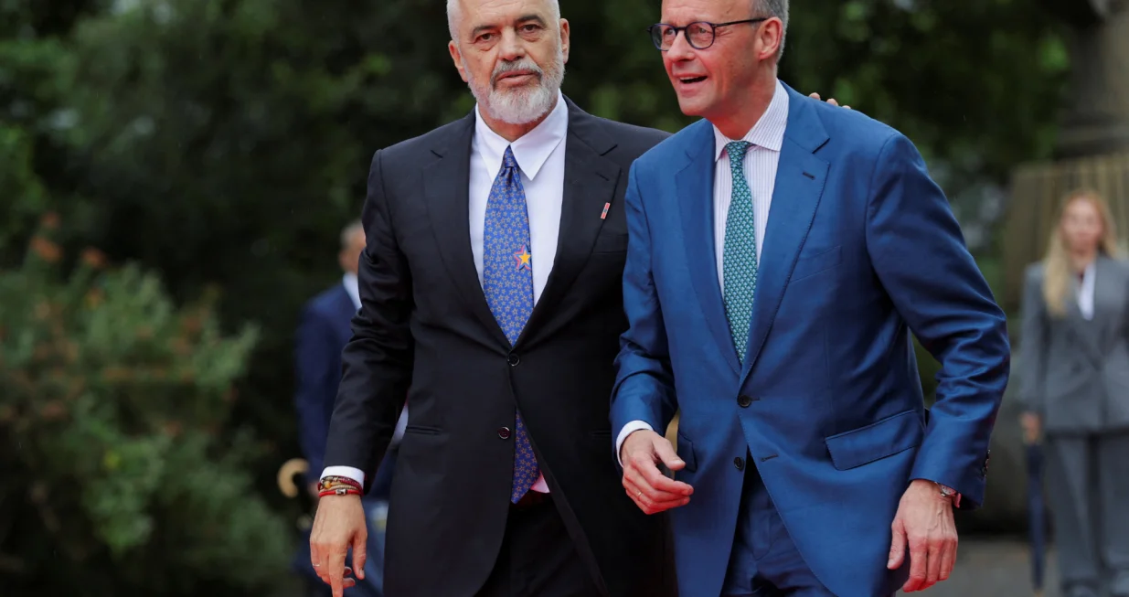 Albania's Prime Minister Edi Rama welcomes German Chancellor Friedrich Merz during the European Political Community Summit at Skanderbeg Square in Tirana, Albania, May 16, 2025. REUTERS/Valdrin Xhemaj/Valdrin Xhemaj