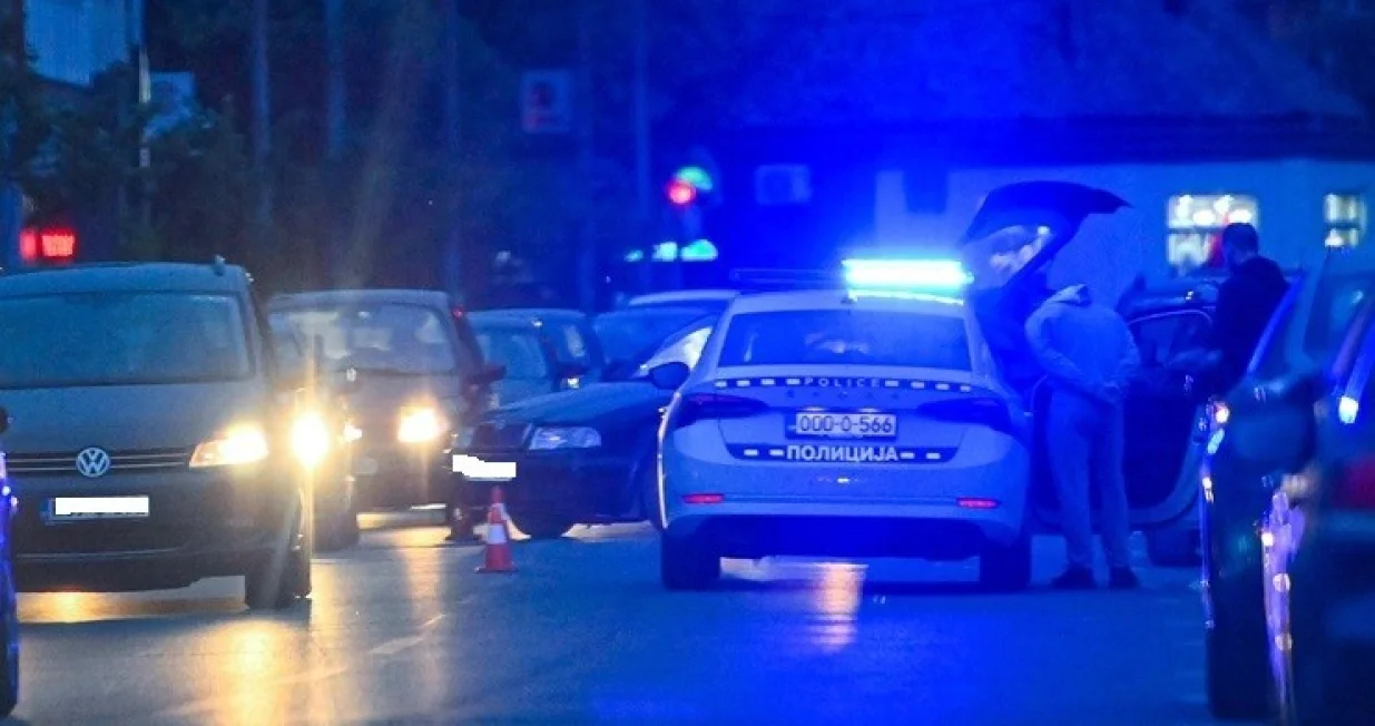 Saobraćajna nesreća u Bijeljini, sudar mopeda i putničkog vozila//