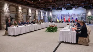 Istanbul, Turska - 16. maj 2025:Turski ministar vanjskih poslova Hakan Fidan predsjedavao je trilateralnim sastankom Turske, Rusije i Ukrajine u predsjedniДЌkom uredu Dolmabahce u Istanbulu u petak (Arda KГјГ§Гјkkaya - Anadolu Agency)/