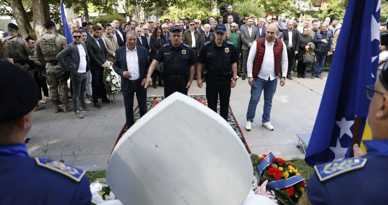 Obilježena 33. godišnjica postrojavanja Prve brigade policije Stari Grad/Fena/Fena