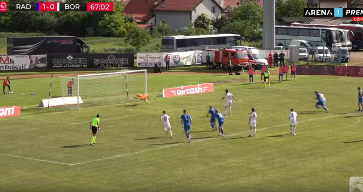 Odbrana golmana Radnika (FOTO: Screenshot/Arena Sport)