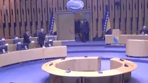 Kovačević, Nović i Špirić napuštaju sjednicu/Screenshot/