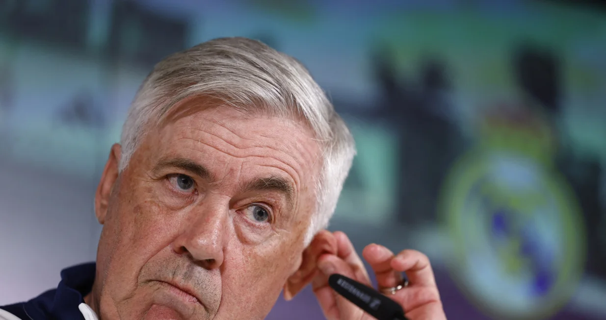 Soccer Football - Real Madrid coach Carlo Ancelotti Press Conference - Ciudad Real Madrid, Valdebebas, Madrid, Spain - May 13, 2025 Real Madrid coach Carlo Ancelotti during a press conference REUTERS/Susana Vera