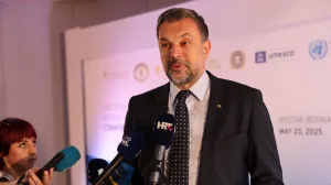 Međunarodna konferencija "MOSTAR 2025: Dijalog za budućnost", održana u utorak u Mostaru, okupila je brojne visoke dužnosnike, stručnjake i predstavnike međunarodne zajednice u povodu obilježavanja 20. godišnjice upisa područja Starog mosta Starog grada Mostara na Listu svjetske baštine UNESCO-a/Emanuel Soca