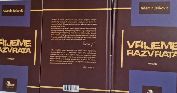 Knjigu je izdala sarajevska Almada, a štampao Planjax/