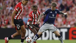 FOTO: REUTERS/Vincent West