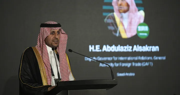 Sarajevo, BiH - 21. maj 2025:U glavnom gradu Bosne i Hercegovine poДЌela je 14. meД'unarodna poslovna konferencija Sarajevo Business Forum (SBF), na kojoj je najavljeno viЕЎe od 500 uДЌesnika, predstavnika vlada, investitora i ДЌlanova poslovnih zajednica.OvogodiЕЎnjem izdanju zvaniДЌno su prisustvo najavile brojne delegacije iz Saudijske Arabije, Ujedinjenih Arapskih Emirata, Turske, Slovenije, Albanije, Sjeverne Makedonije i Somalije. (SamД±r JordamovД±c - Anadolu Agency)/