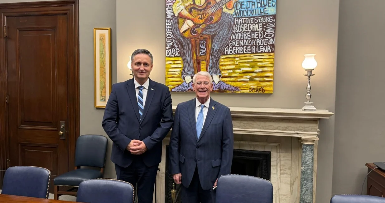 Bevirovic sa americkim senatorom Rogerom Wickerom/