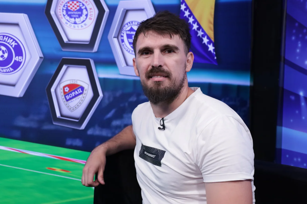 Enes Sipović gost je najnovije epizode podcast (In)direkt